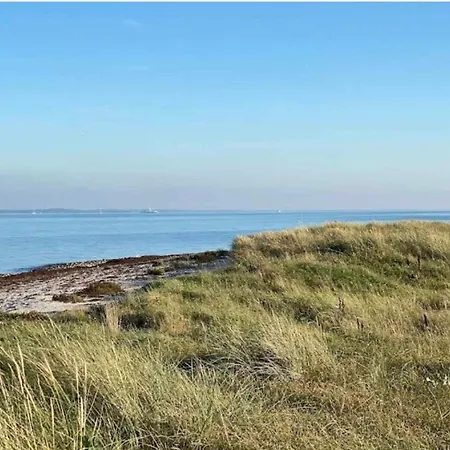 5 Person In Rorvig-by Traum * Rørvig